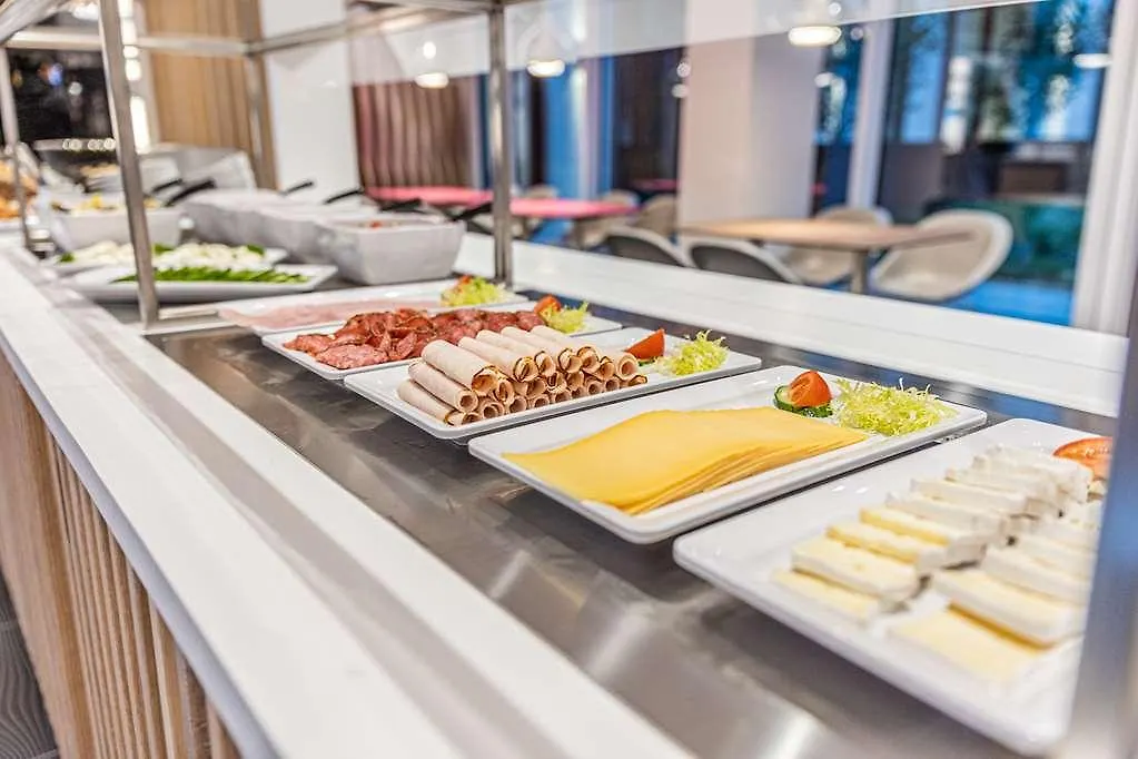 Prize By Radisson, Antwerp City